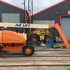 PRE-OWNED JLG 600AJ Propelled Boom Lift