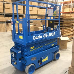 PRE-OWNED Genie GS1932 Self Propelled Electric Scissor Lift