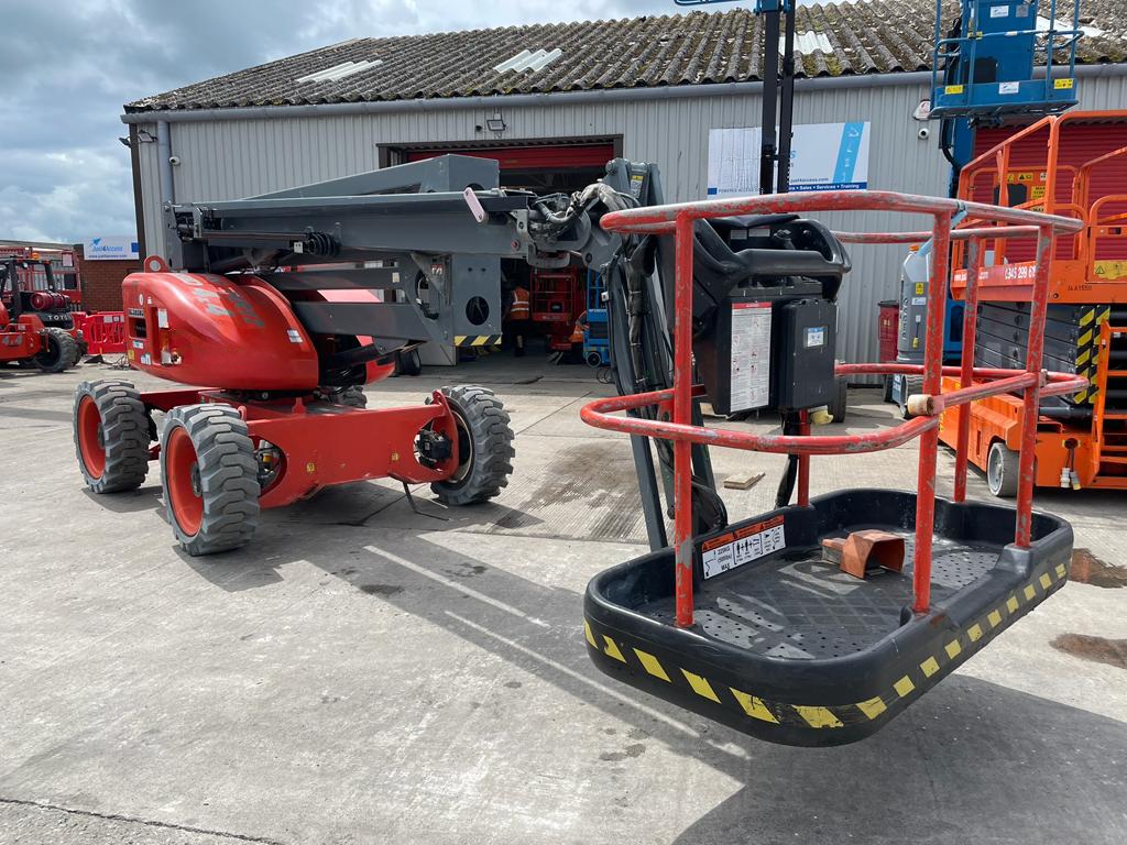 PRE-OWNED Niftylift HR17 4x4 Hybrid Self Propelled Boom Lift